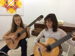 Hudobníci na vernisáži výstavy pedagógov